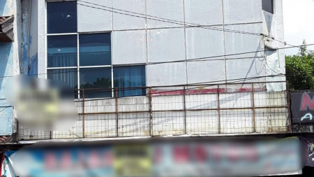 BANGUNAN RUKO 3 LANTAI DI DEKAT RSUD TIDAR MAGELANG