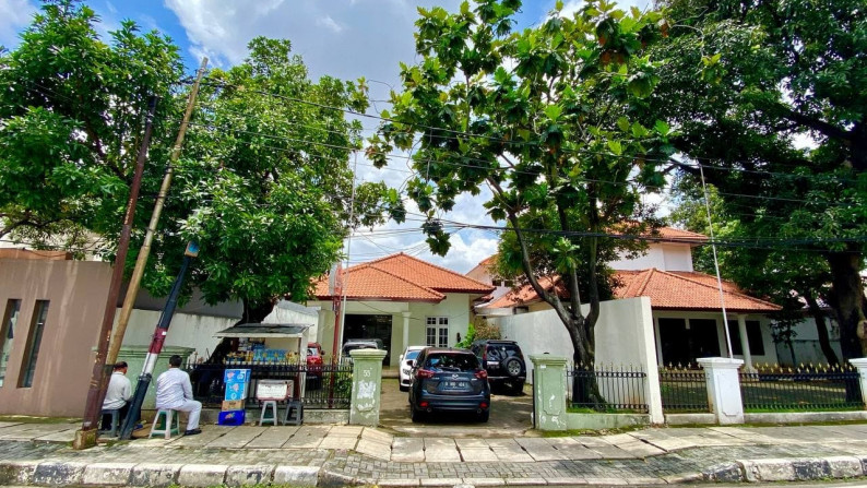 Jl. HOS Cokroaminoto Menteng - Rumah Strategis & Prestige