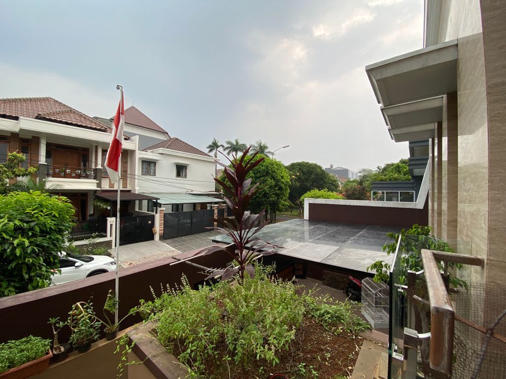 Rumah bergaya Modern di Pondok Pinang Jakarta Selatan