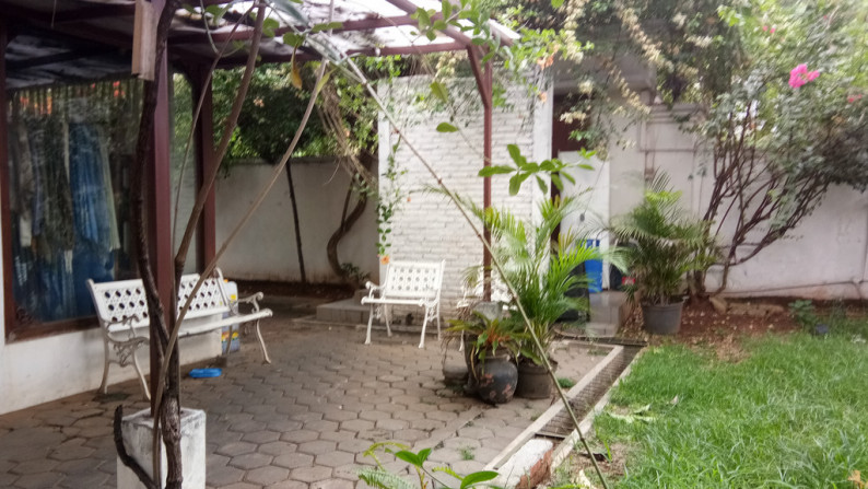 Rumah Bergaya Traditional di Kawasan Mewah Cikini Utama Bintaro Jaya Sektor 7 #AGL