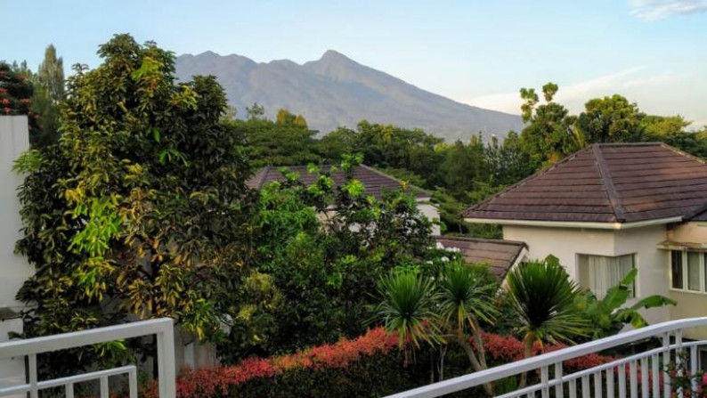 RUMAH VILLA NYAMAN DENGAN KOLAM RENANG DAN VIEW GUNUNG  RANCAMAYA #DD Stylish Villa with Pool and Mountain View