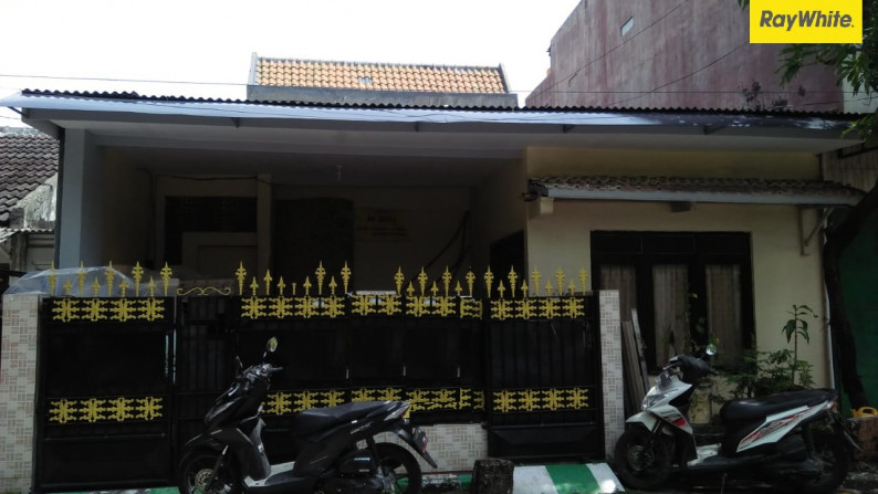 Rumah di Babatan Indah, Surabaya Barat