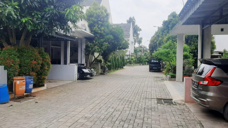 Dijual Rumah Bagus Di Graha jeumpa residence, Jl H Cari, Pondok Aren