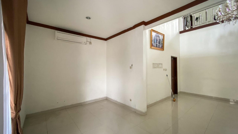 Rumah Bagus Di Fortune Spring, Graha Raya Bintaro