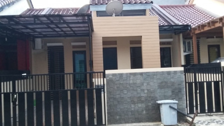 Rumah Bagus Di Perum Nuansa Asri Cipadu, Pondok Aren