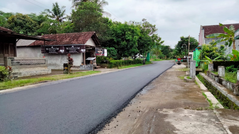 TANAH SELUAS 619 METER, HANYA BEBERAPA METER DARI JL SEYEGAN - GODEAN