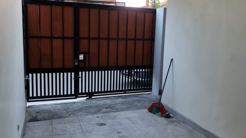 Jual Rumah Baru Cipete Harga Murah