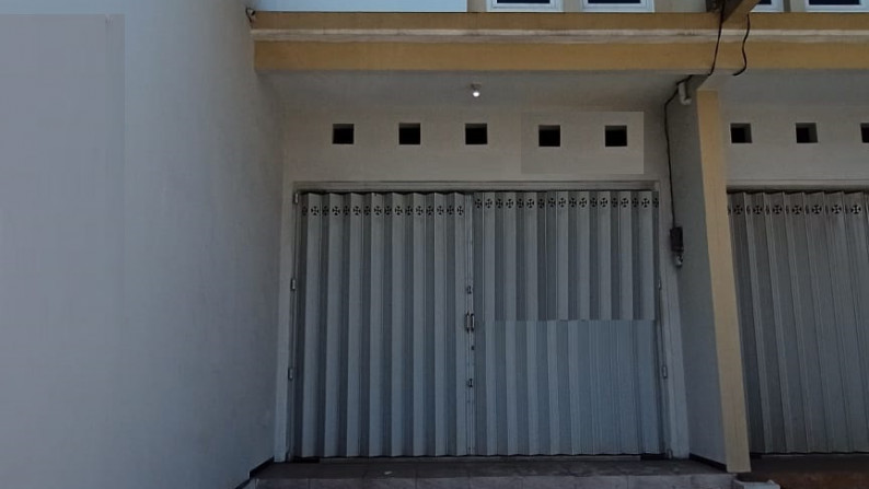 Ruko Baru Gress Kawasan Ramai di Jl Raya Semampir, Surabaya