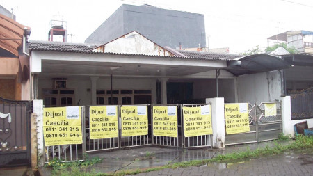 Rumah di Kutisari Indah Utara, Bagus + Terawat, Row Jalan Lebar, Siap Huni