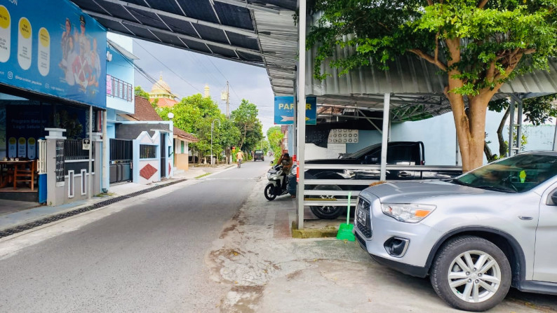 TANAH STRATEGIS DI JL MADUMURTI KURANG LEBIH 15 MENIT DARI MALIOBORO