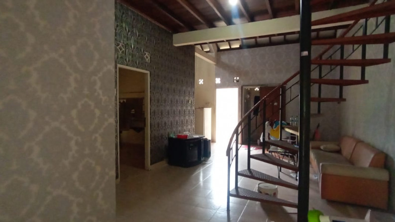 RUMAH TINGGAL DEKAT RINGROAD UTARA, MAGUWOHARJO, DEPOK