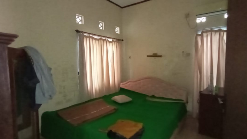 RUMAH TINGGAL DEKAT RINGROAD UTARA, MAGUWOHARJO, DEPOK