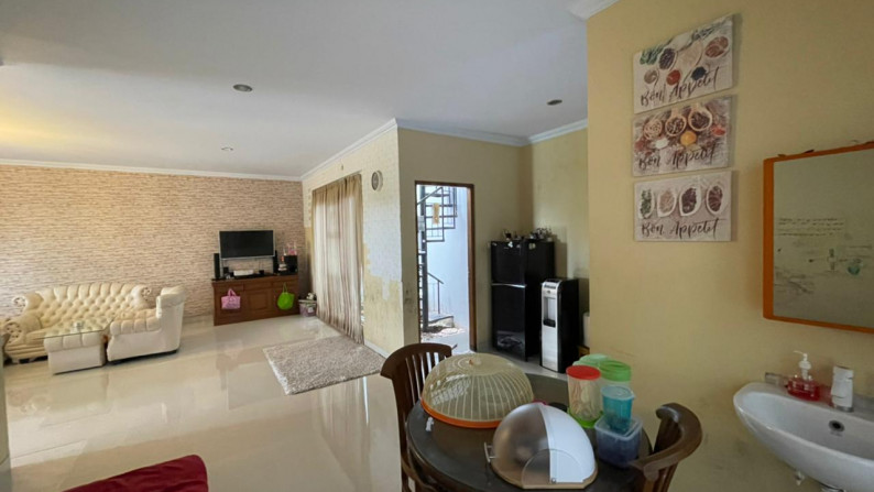 RUMAH CANTIK MINIMALIS FULL FURNISH, DI DALAM PERUMAHAN JL GITO GATI, SLEMAN