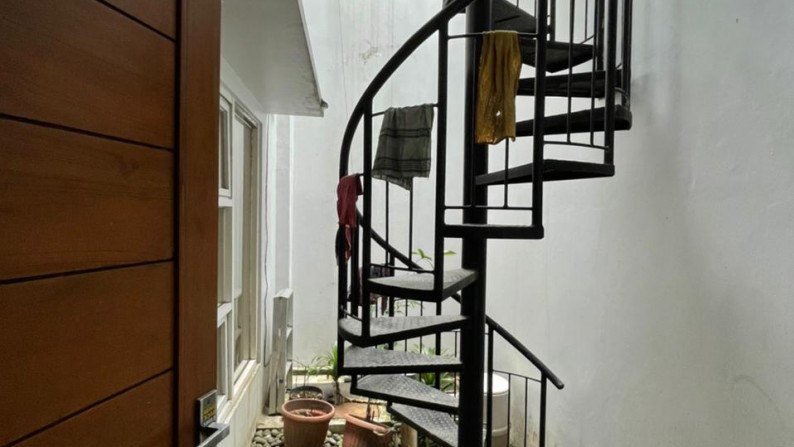 RUMAH CANTIK MINIMALIS FULL FURNISH, DI DALAM PERUMAHAN JL GITO GATI, SLEMAN