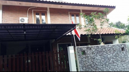 RUMAH 6 KAMAR LOKASI STRATEGIS DEKAT KAMPUS MIROTA DAN KAMPUS UGM