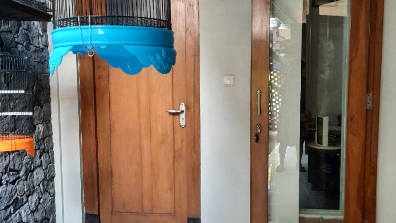 RUMAH 6 KAMAR LOKASI STRATEGIS DEKAT KAMPUS MIROTA DAN KAMPUS UGM