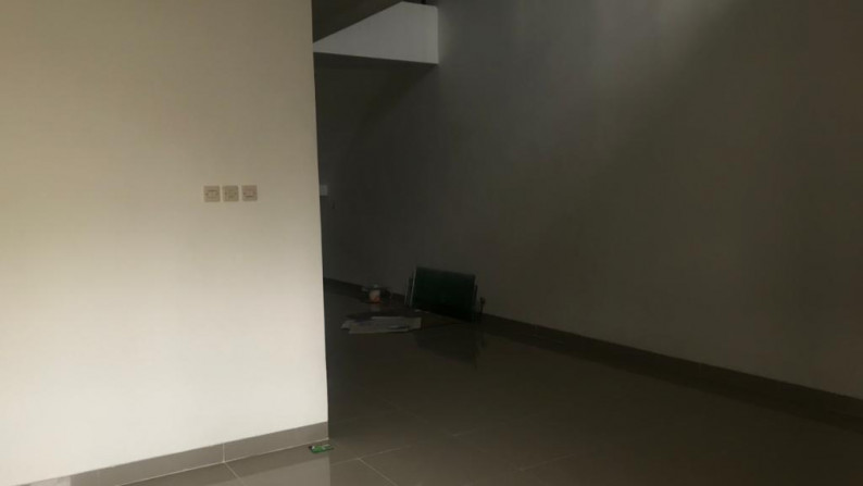 Dijual Rumah Bagus Di Regency Melati Mas, BSD Tangerang Selatan