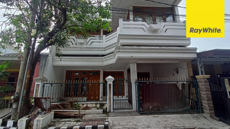 Rumah 2 lantai di Pandugo Baru, Surabaya