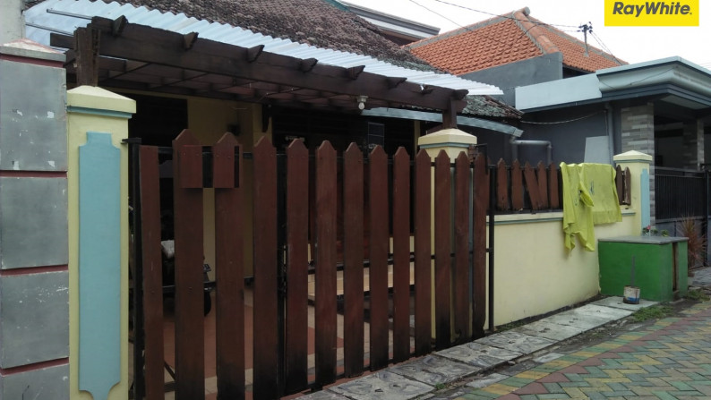 Rumah di Jalan Dupak Baru, Surabaya