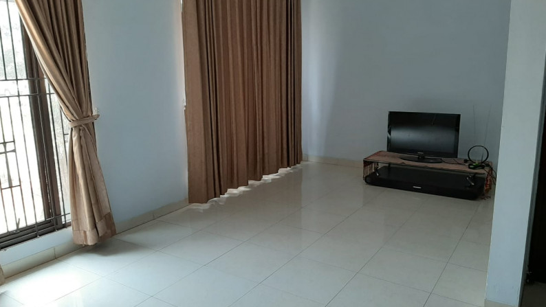 Rumah Siap Huni, Terdapat Club House, dan Hunian Nyaman @Emerald Residence, Bintaro