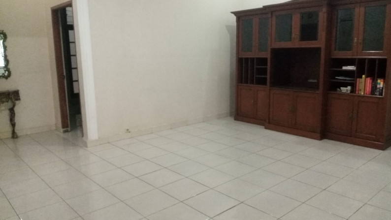 rumah bagus di jl saidi cipete