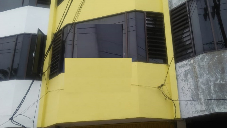 Ruko 3 lantai di Jalan Raya Dupak, Surabaya