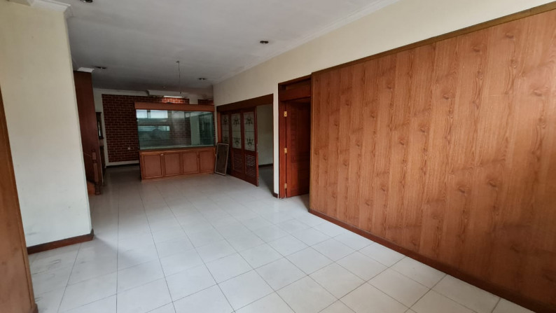 Rumah Besar 2 Lantai di Arcamanik Bandung