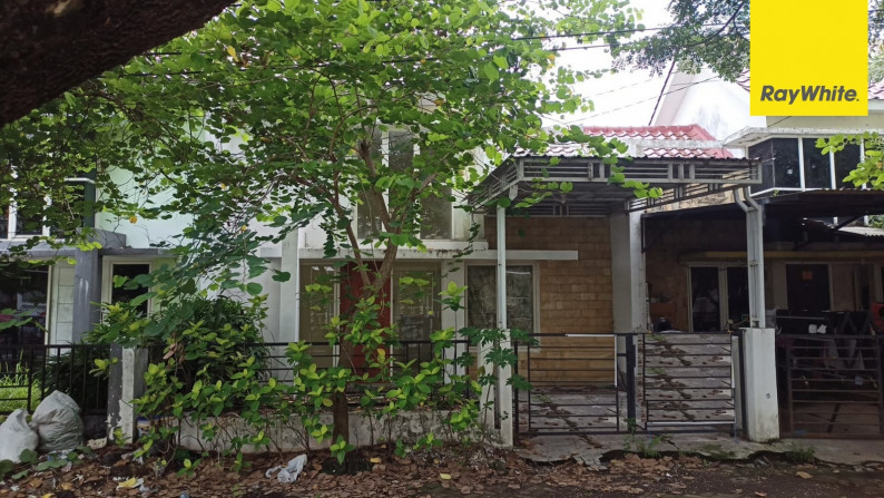 Rumah di Greenlake Wonorejo Rungkut, Surabaya