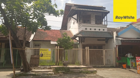 Rumah di Manukan Tengah, Surabaya Barat