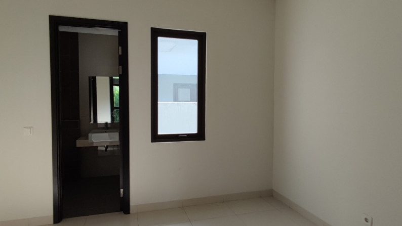 Best Price. Rumah Cluster Precia, The Eminent, Bsd