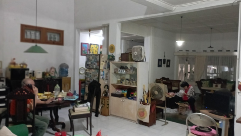 Rumah Klasik 2 Lantai Jalan C.Simanjuntak Terban Gondokusuman Yogyakarta