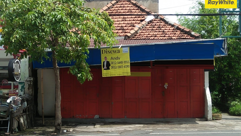 Ruko di Jalan Kutai, Darmo, Surabaya