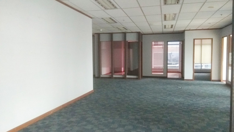 DISEWA OFFICE SPACE PLAZA ASIA KEBAYORAN BARU