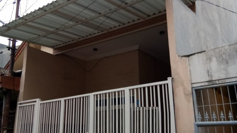 Rumah di Jalan Ploso Timur, Surabaya