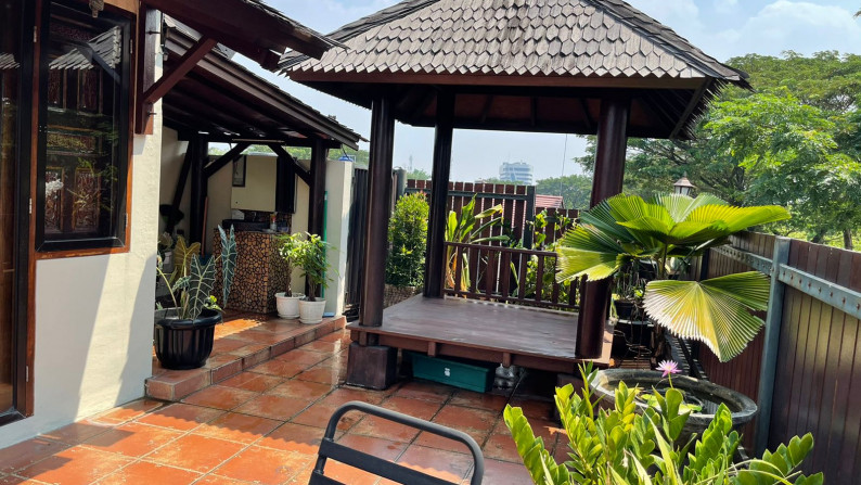 Rumah Bagus Di Emerald Terrace, Bintaro Jaya