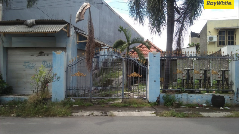 Rumah di Jalan Kedung Sroko, Surabaya Pusat