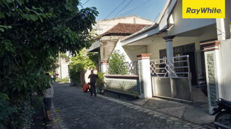 Rumah Kost 2 lantai di Tanjungsari, Surabaya