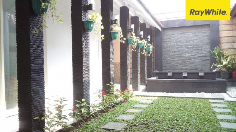 Rumah Furnish di Pondok Mutiara, Sidoarjo