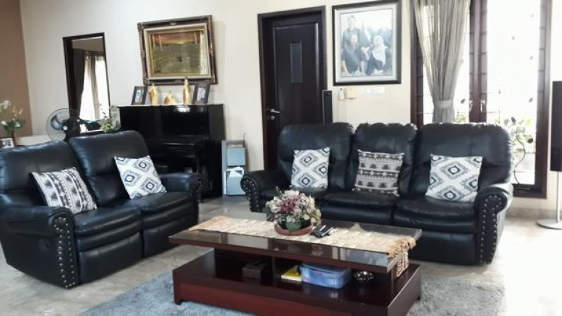 dijual rumah di area panorama jatipadang jakarta selatan, rapih, strategis, siap huni, kondisi rapih