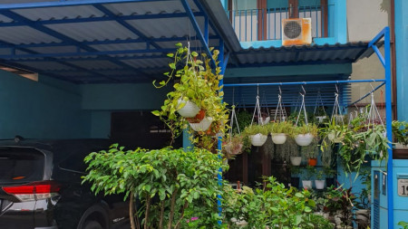 Rumah Bagus Di Emerald Town House Bintaro Jaya Sektor 9