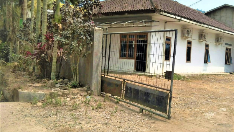 Rumah Ex Kantor dan Gudang @Jl Padat Karya, Campang Raya Sukabumi, Lampung