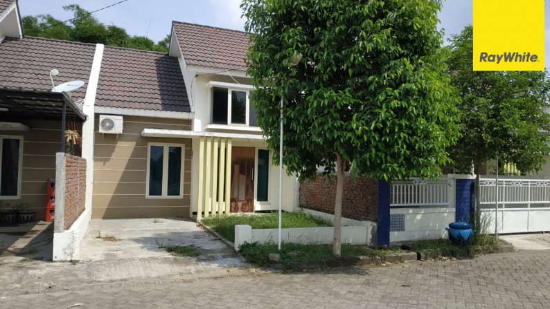 Rumah di Perumahan Gandenia City, Cemengkalang Sidoarjo