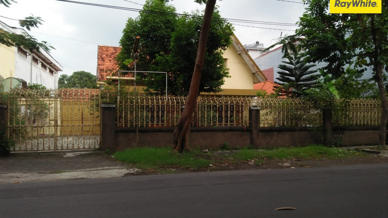 Rumah di Jalan Kalasan, Surabaya Timur