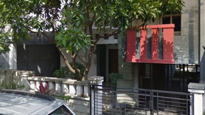 Rumah di Ketintang Baru, Surabaya