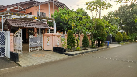 Rumah Megah Selangkah Ke Jakarta Selatan