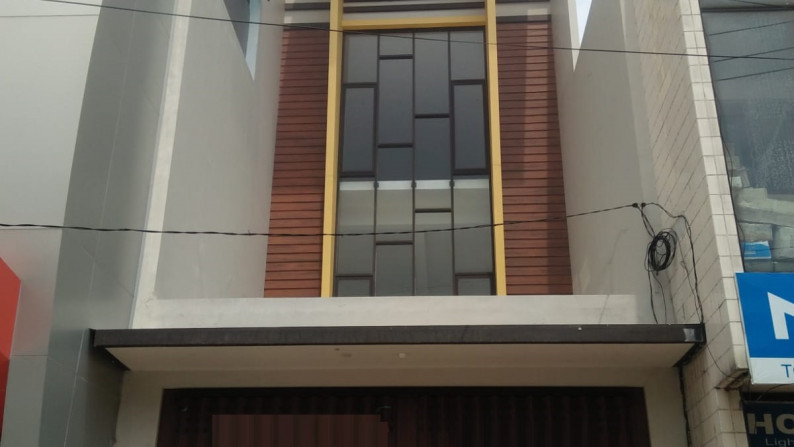 Ruko Area Komersial di Jalan Jagalan, Surabaya Pusat