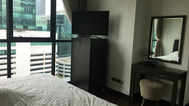 apartment FF for rent at segitiga emas Kuningan ,close to disttict area