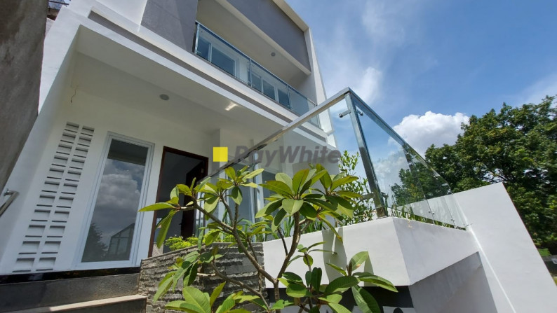 Rumah Brand New Harga Menarik Dalam Town House Strategis Dekat Toll Tb. Simatupang Cilandak