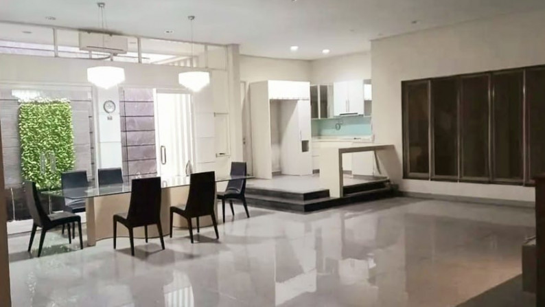 Dijual Rumah minimalis  Siap pakai @ Graha famili