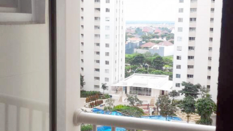 Apartemen Educity Tower Stanford, 2BR, Full Furnished, View Pool, bisa sewa !!!